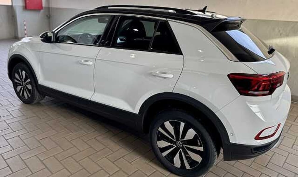 Volkswagen T-Roc nuova a Torino (5)