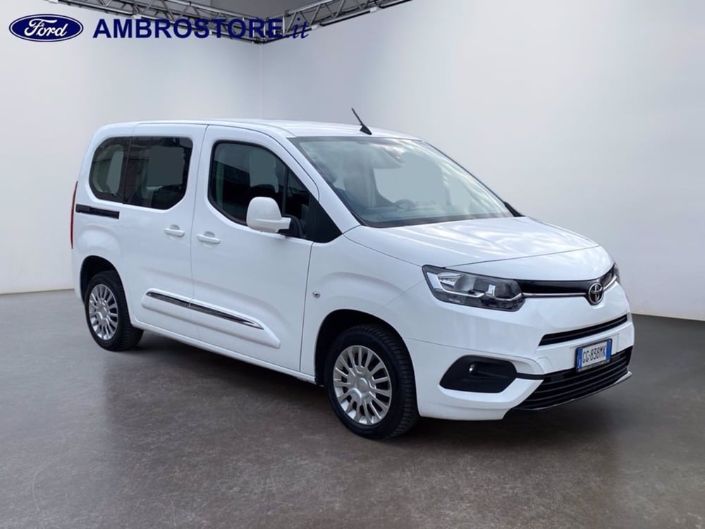 Toyota Proace City Verso usata a Milano (3)