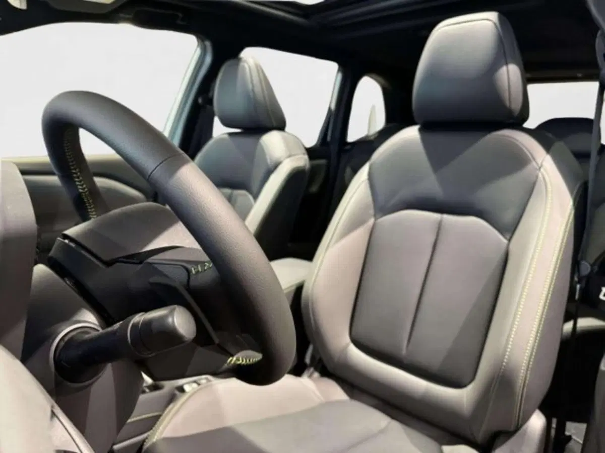 Subaru Forester nuova a Firenze (19)