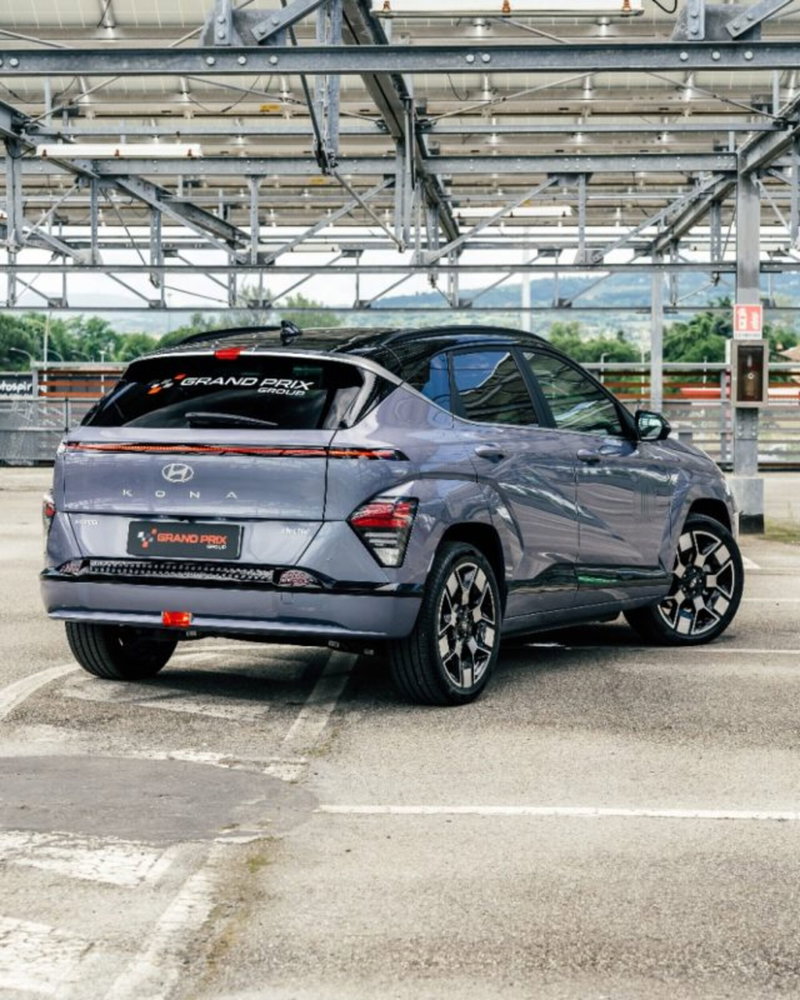 Hyundai Kona nuova a Bologna (2)