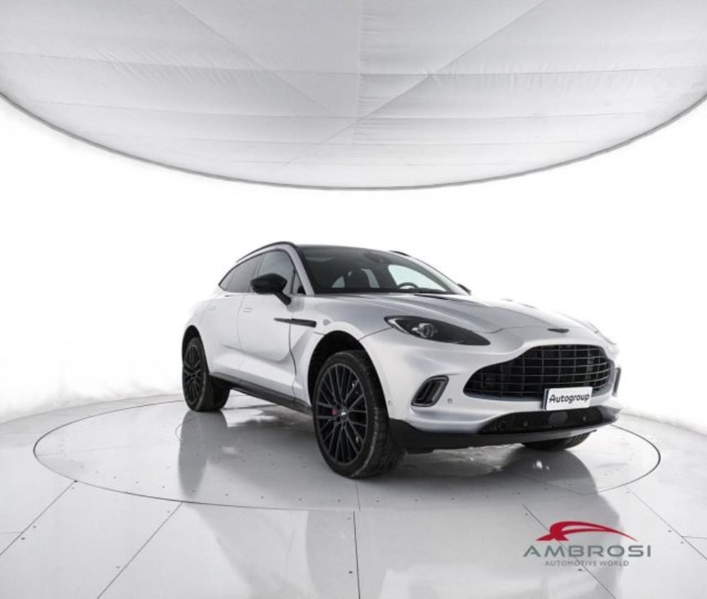 Aston Martin DBX usata a Perugia (2)