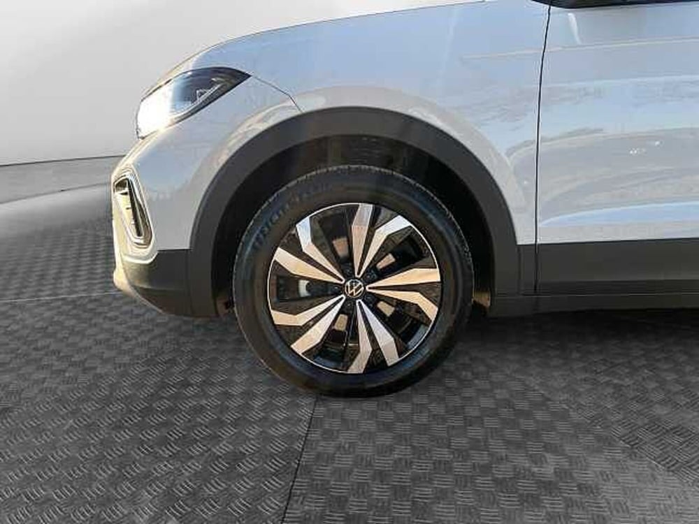 Volkswagen T-Cross nuova a Lecco (14)