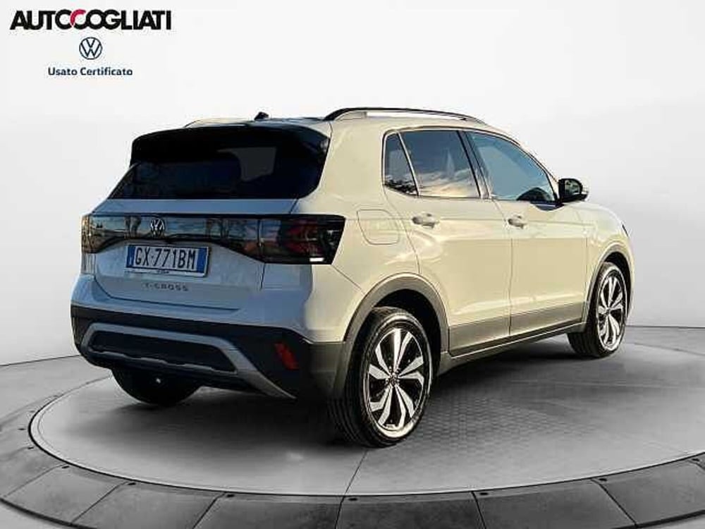 Volkswagen T-Cross nuova a Lecco (5)