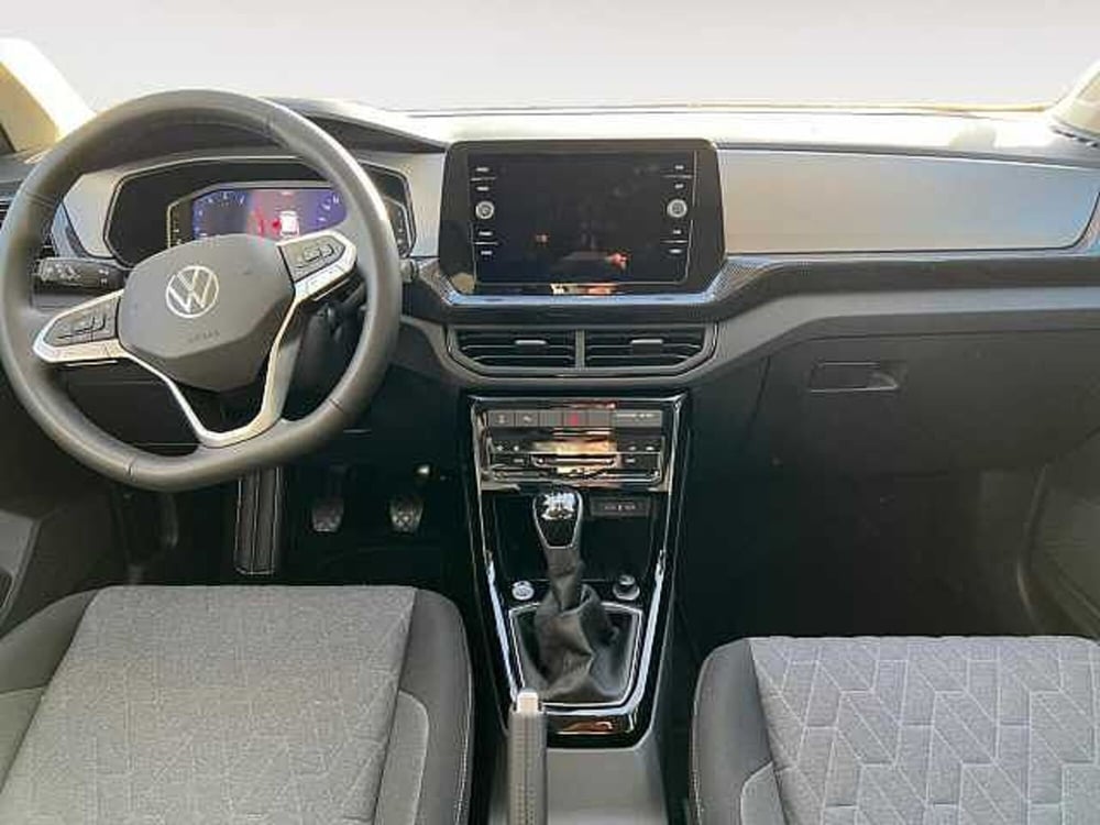 Volkswagen T-Cross nuova a Lecco (9)