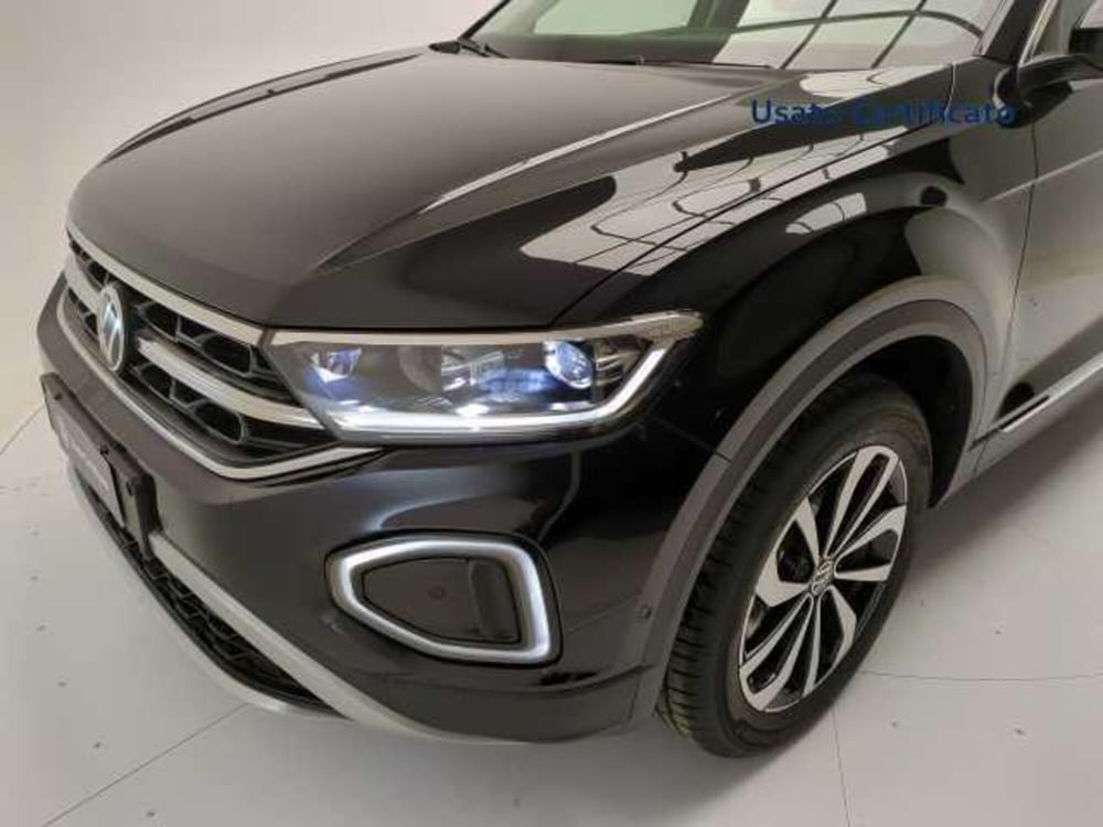 Volkswagen T-Roc nuova a Avellino (9)