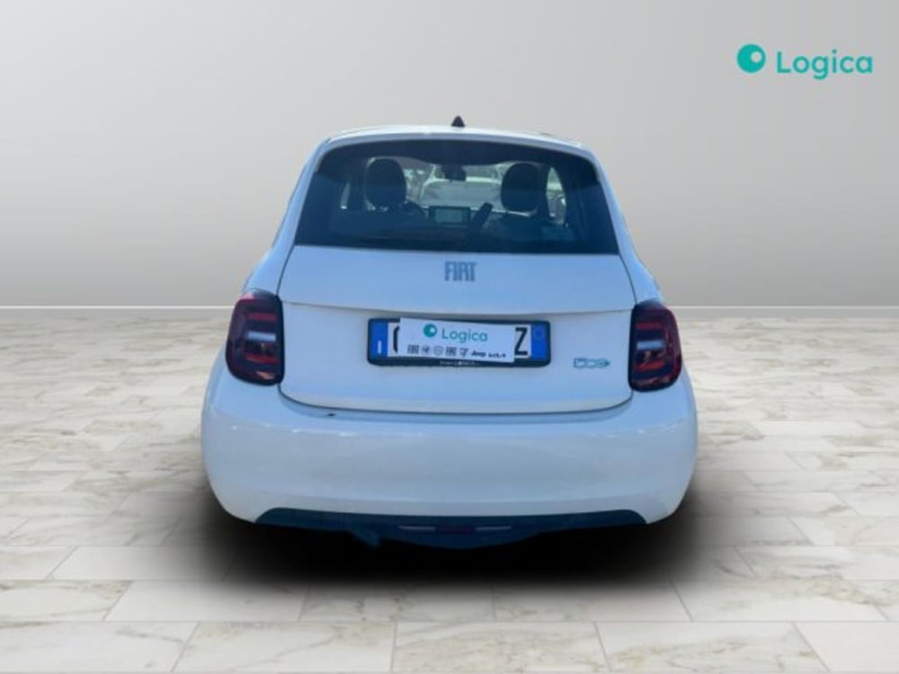 Fiat 500e usata a Biella (9)