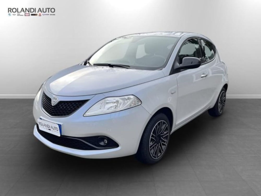 Lancia Ypsilon usata a Alessandria