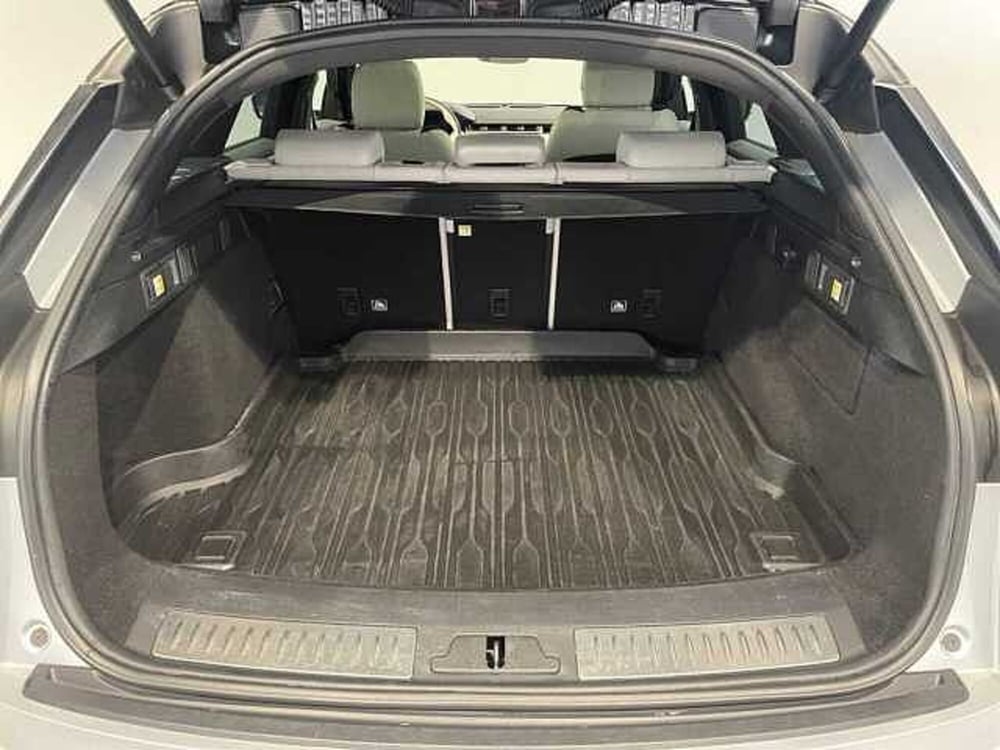 Land Rover Range Rover Velar usata a Ravenna (12)