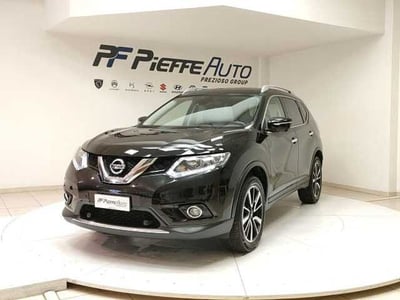 Nissan X-Trail 1.6 dCi 4WD Tekna  del 2017 usata a Teramo