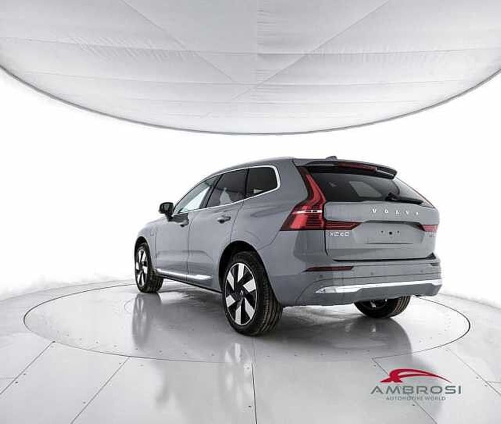 Volvo XC60 nuova a Perugia (4)