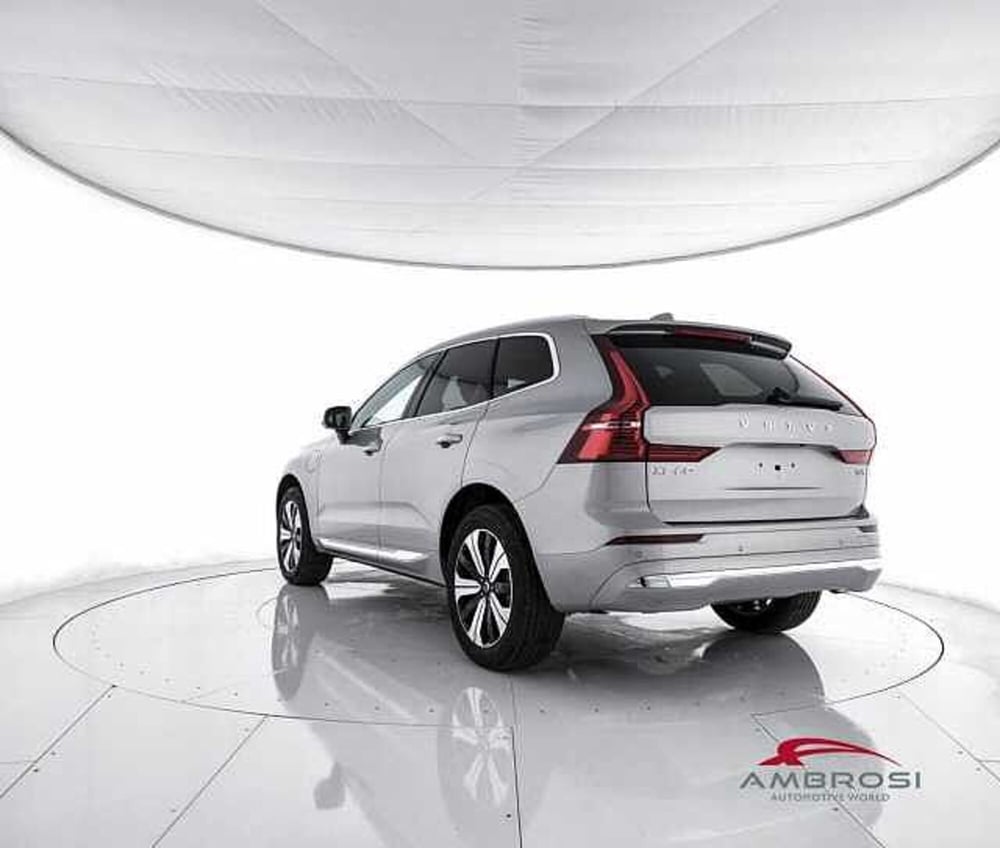 Volvo XC60 nuova a Viterbo (4)