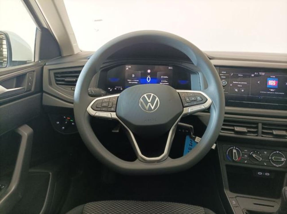 Volkswagen Polo nuova a Milano (11)