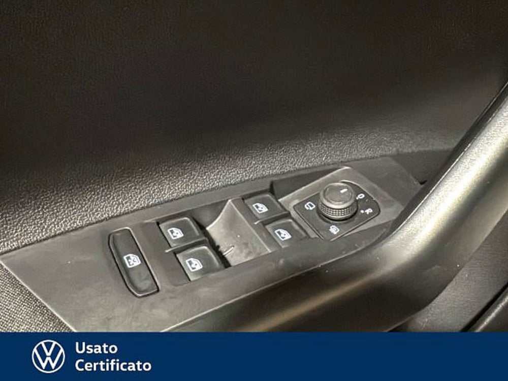 Volkswagen Taigo usata a Vicenza (14)