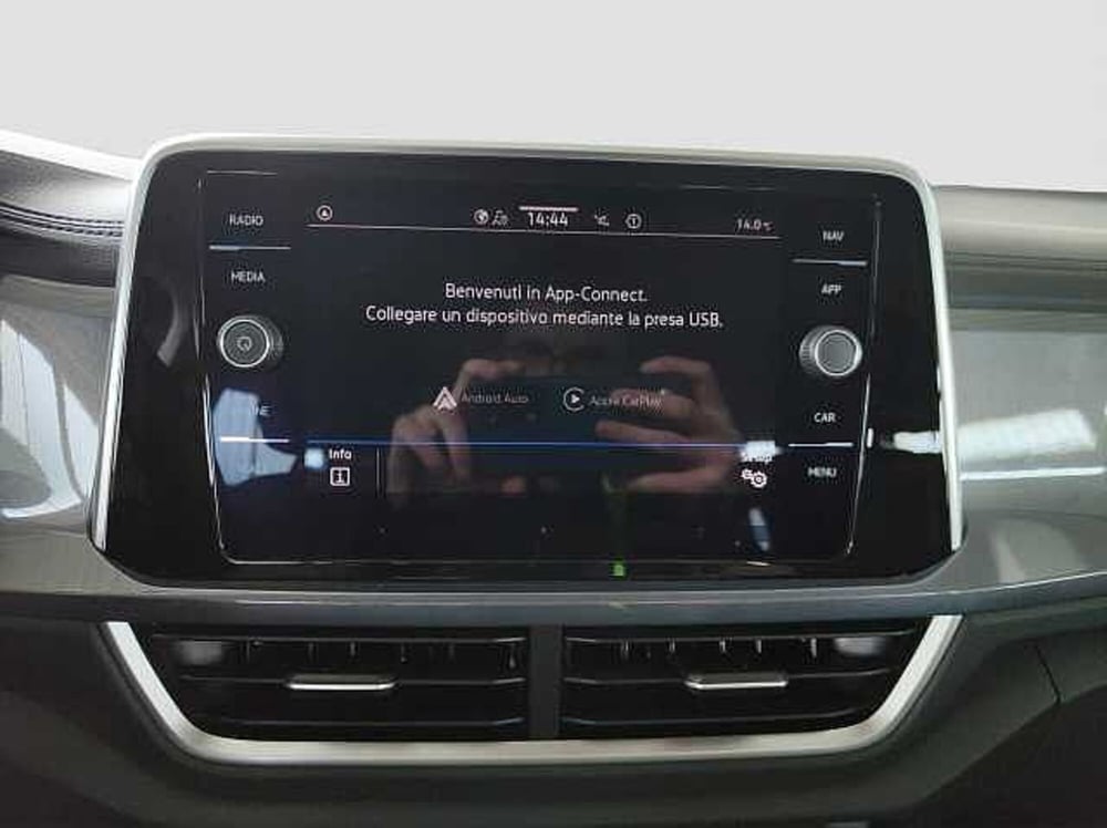 Volkswagen T-Roc nuova a Como (10)