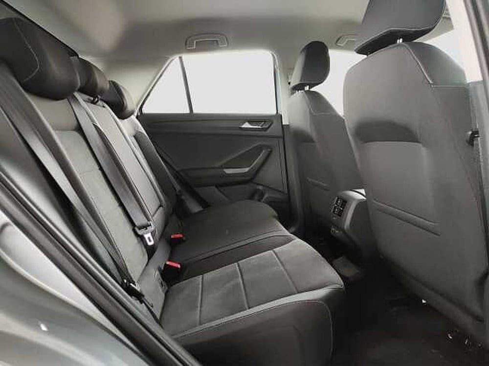 Volkswagen T-Roc nuova a Como (13)