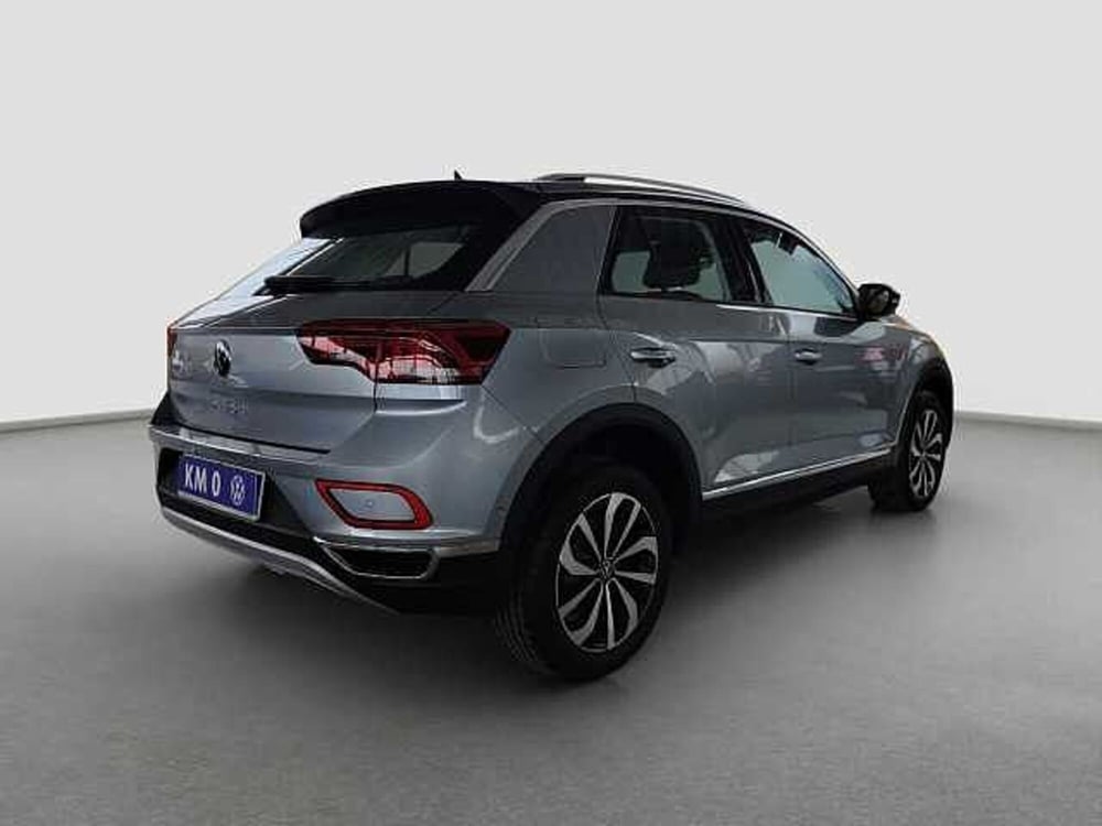 Volkswagen T-Roc nuova a Como (4)