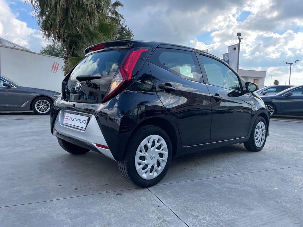 Toyota Aygo usata a Lecce (10)