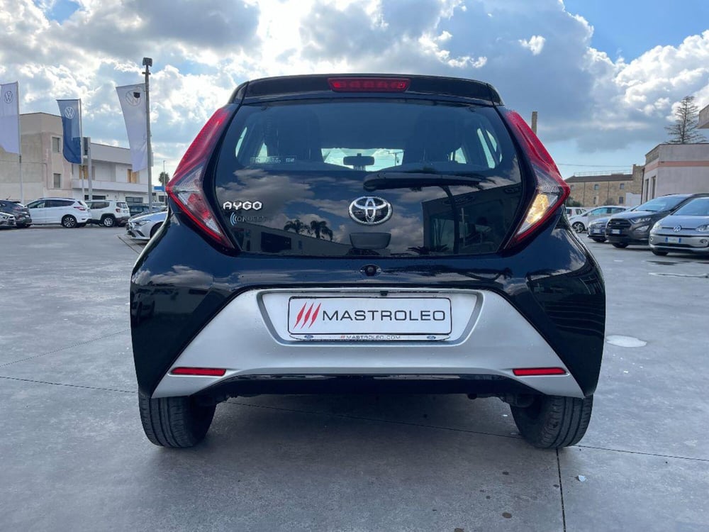 Toyota Aygo usata a Lecce (12)