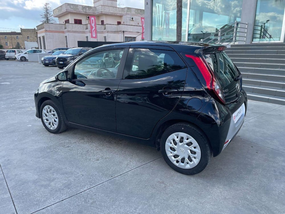 Toyota Aygo usata a Lecce (13)