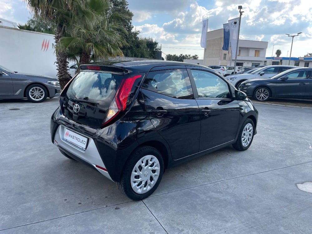 Toyota Aygo usata a Lecce (9)