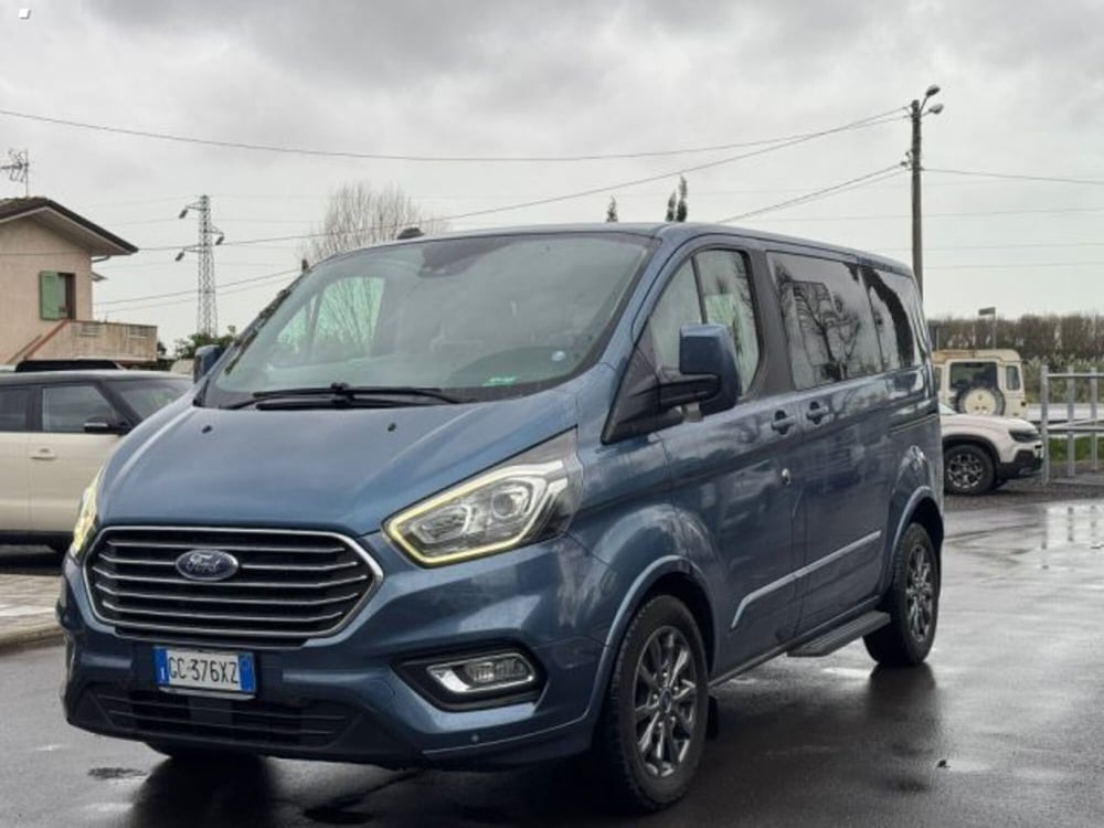 Ford Tourneo Custom usata a Lucca (2)