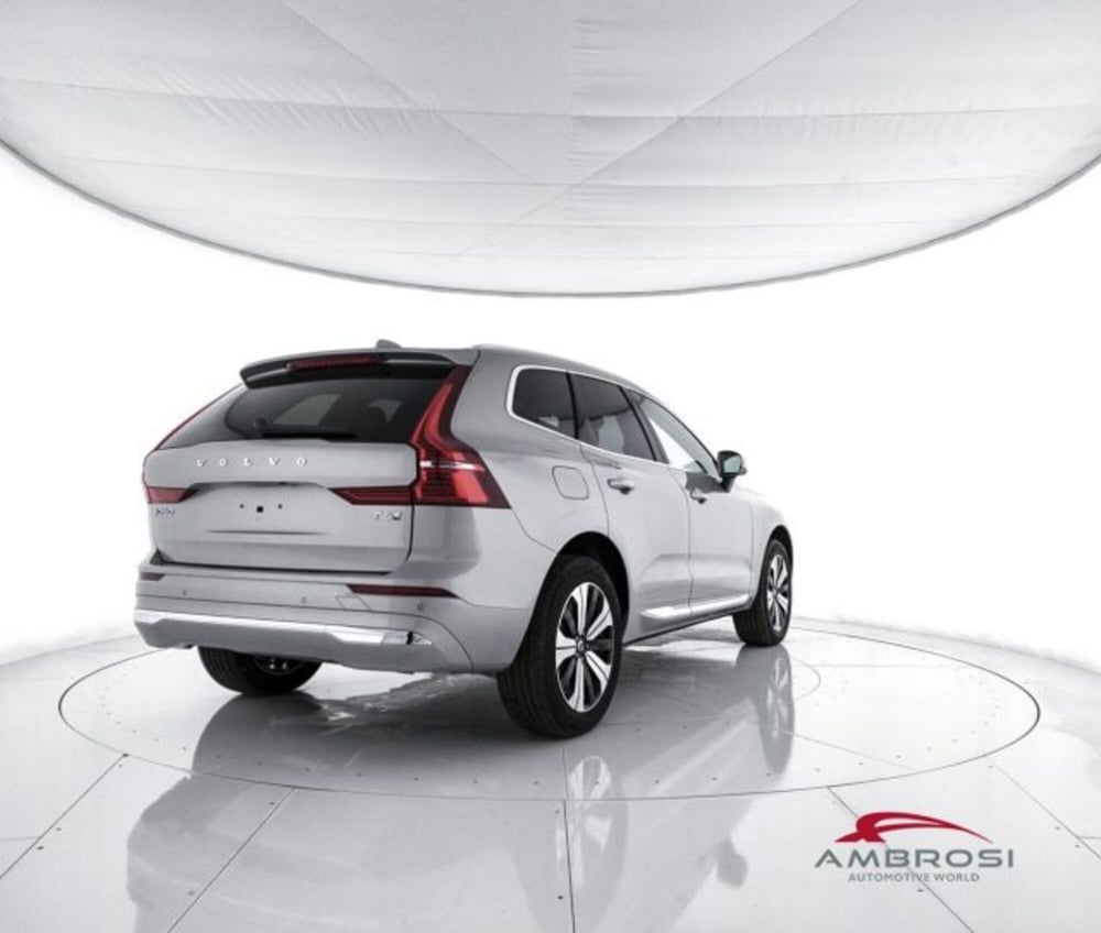 Volvo XC60 nuova a Perugia (3)