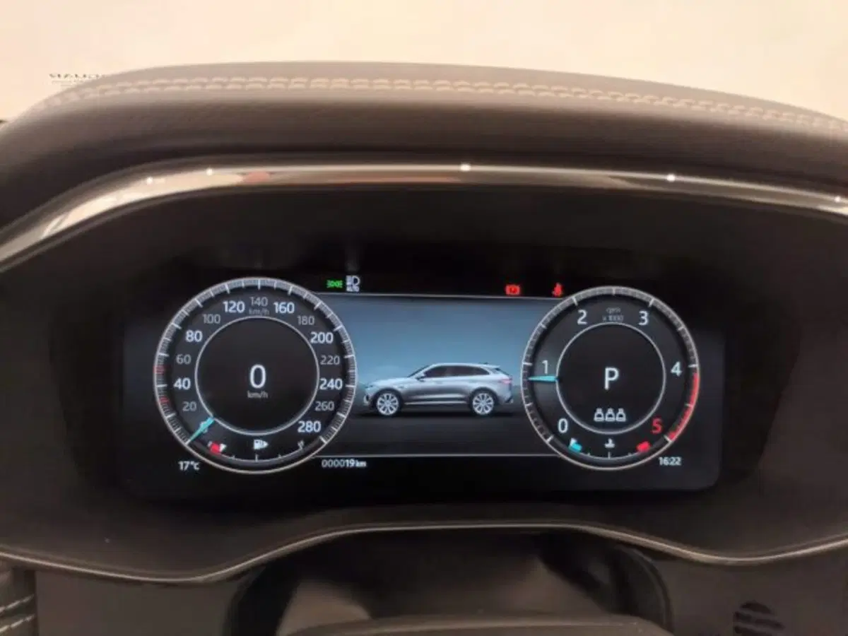 Jaguar F-Pace usata a Cuneo (10)