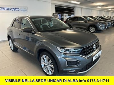 Volkswagen T-Roc 1.5 tsi R-Line del 2019 usata a Alba