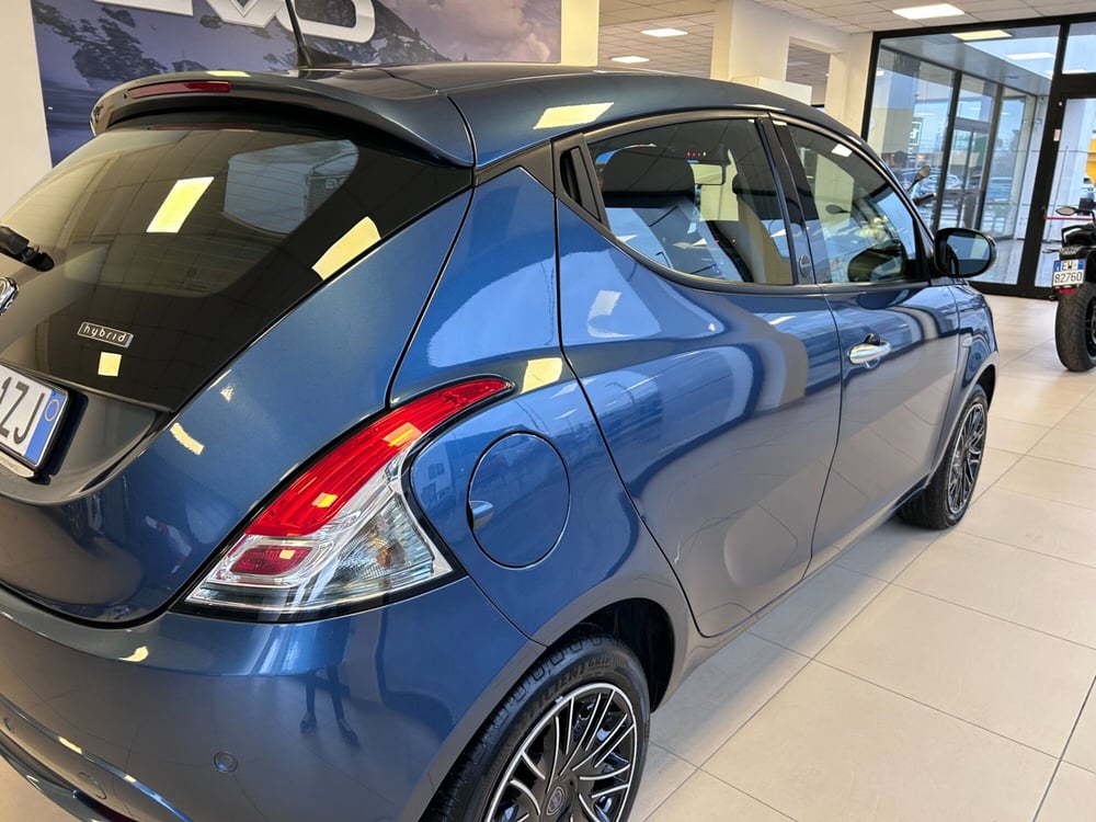 Lancia Ypsilon usata a Frosinone (5)