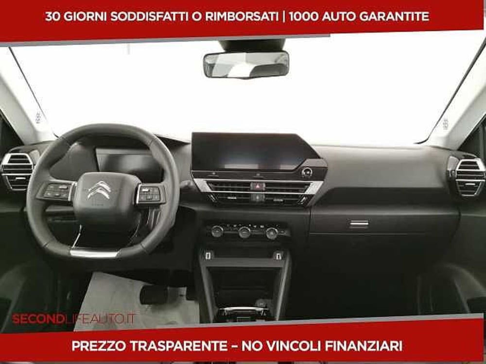 Citroen e-C4 X usata a Chieti (9)