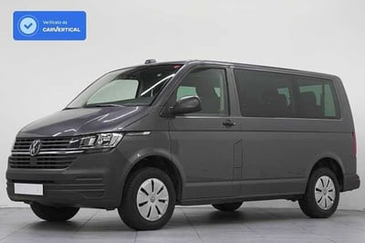 Volkswagen Veicoli Commerciali Caravelle 2.0 TDI 110CV PC Trendline  del 2020 usata a Lipomo