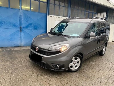 Fiat Dobl&ograve; 1.6 MJT 105CV PC Combi N1  del 2015 usata a Pavone Canavese