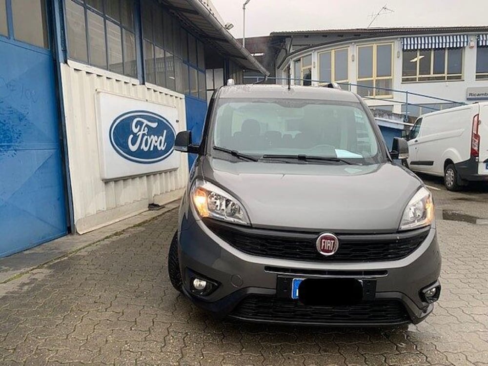 Fiat Doblò usata a Torino (4)