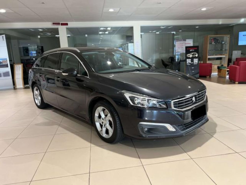 Peugeot 508 SW usata a Savona (7)