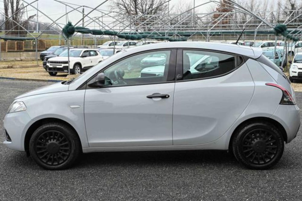 Lancia Ypsilon usata a Torino (8)