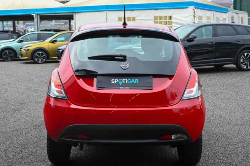 Lancia Ypsilon usata a Torino (6)