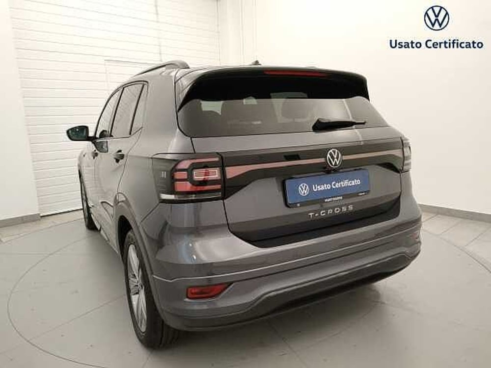 Volkswagen T-Cross usata a Varese (8)