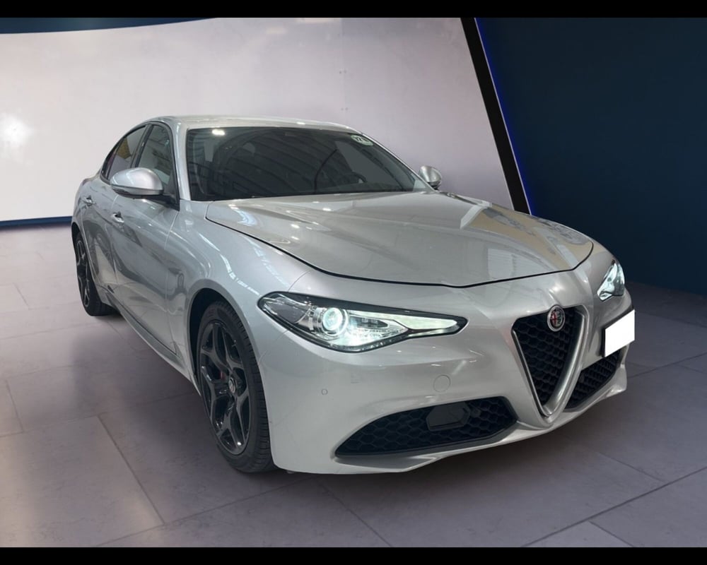 Alfa Romeo Giulia usata a Torino (6)