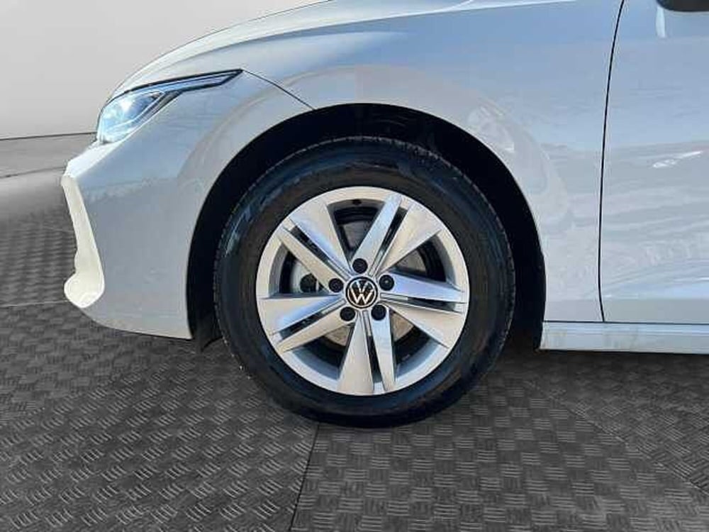 Volkswagen Golf Variant nuova a Lecco (11)