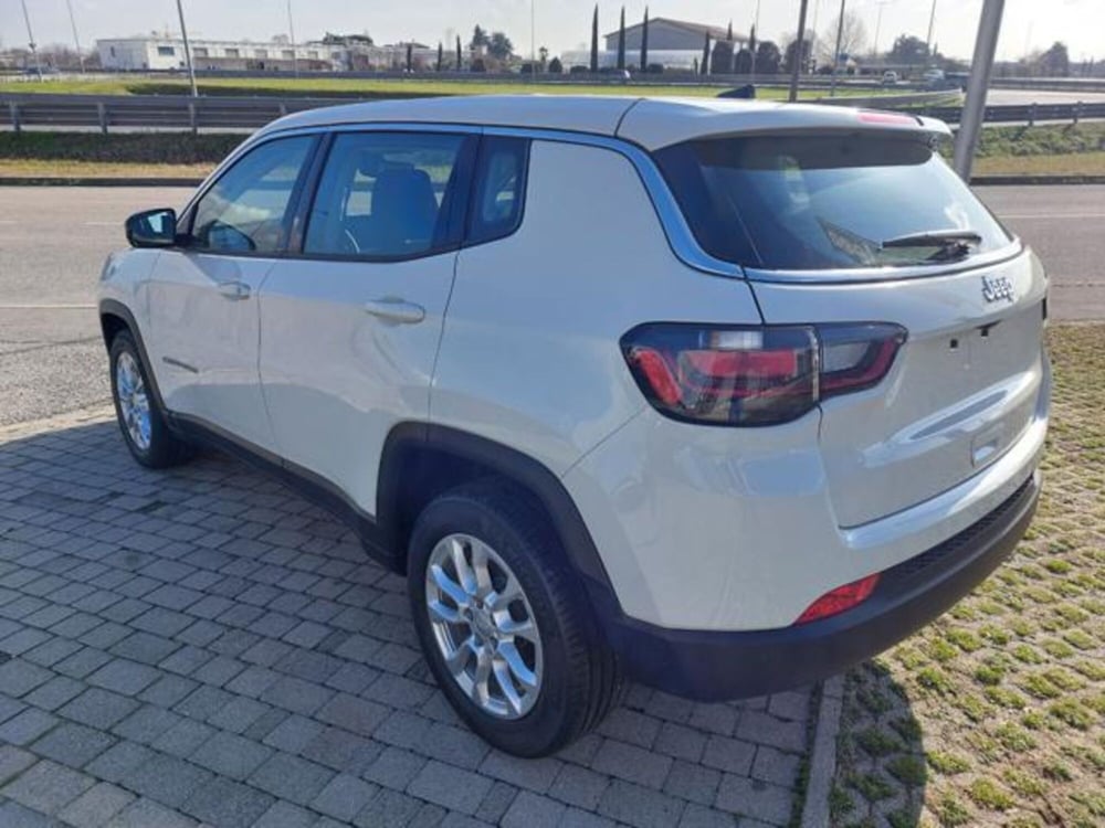 Jeep Compass nuova a Padova (4)