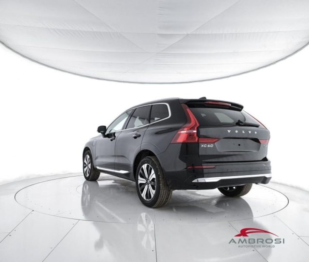 Volvo XC60 nuova a Perugia (4)