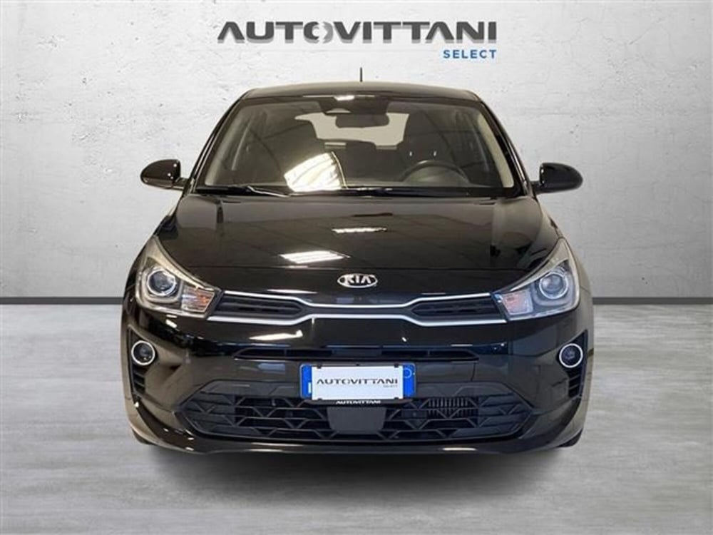 Kia Rio usata a Como (4)