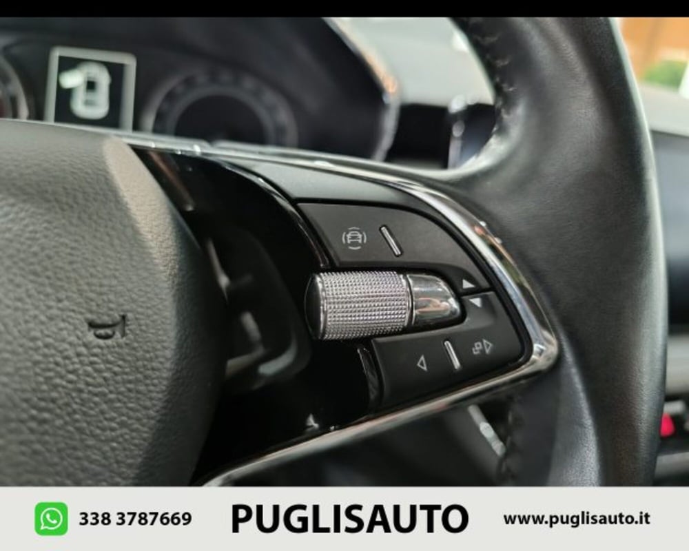 Skoda Fabia usata a Catania (12)
