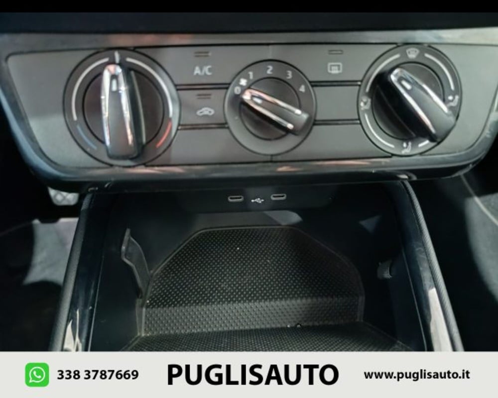 Skoda Fabia usata a Catania (18)
