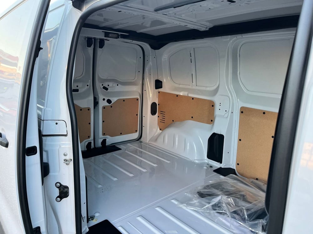 Fiat Scudo Furgone nuova a Milano (11)