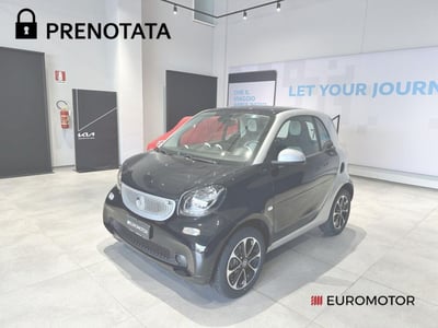 smart Fortwo 70 1.0 twinamic Passion  del 2015 usata a Modugno