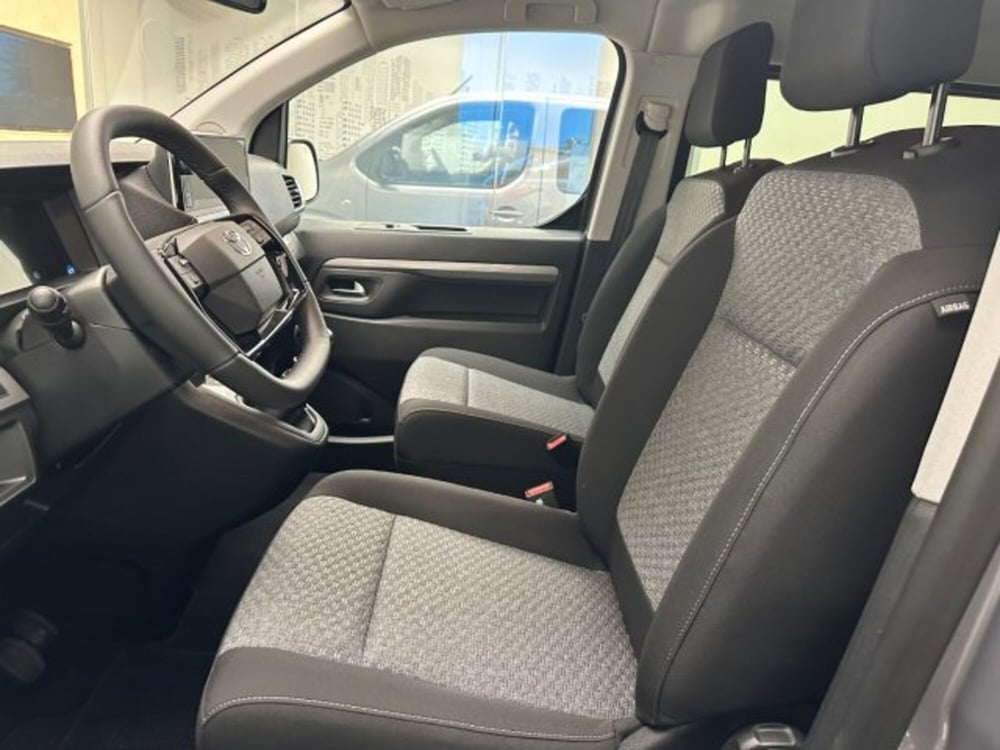 Toyota Proace Verso nuova a Cuneo (6)