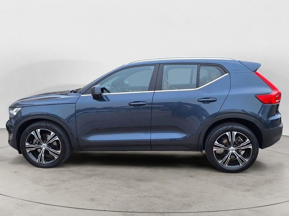 Volvo XC40 usata a Bari (5)