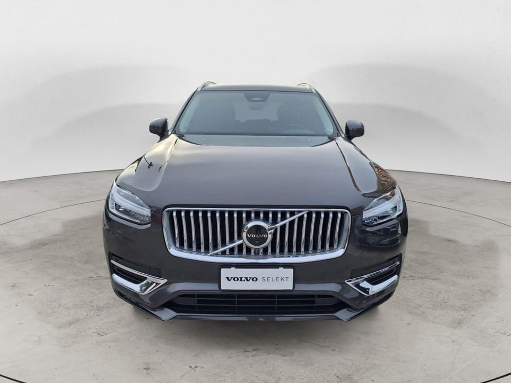 Volvo XC90 usata a Bari (3)