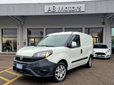 Fiat Dobl&ograve; Furgone 1.4 PC-TN Cargo Lamierato SX  del 2019 usata a Gallarate